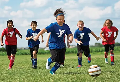kids y playing soccer